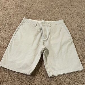 NWOT Old Navy shorts